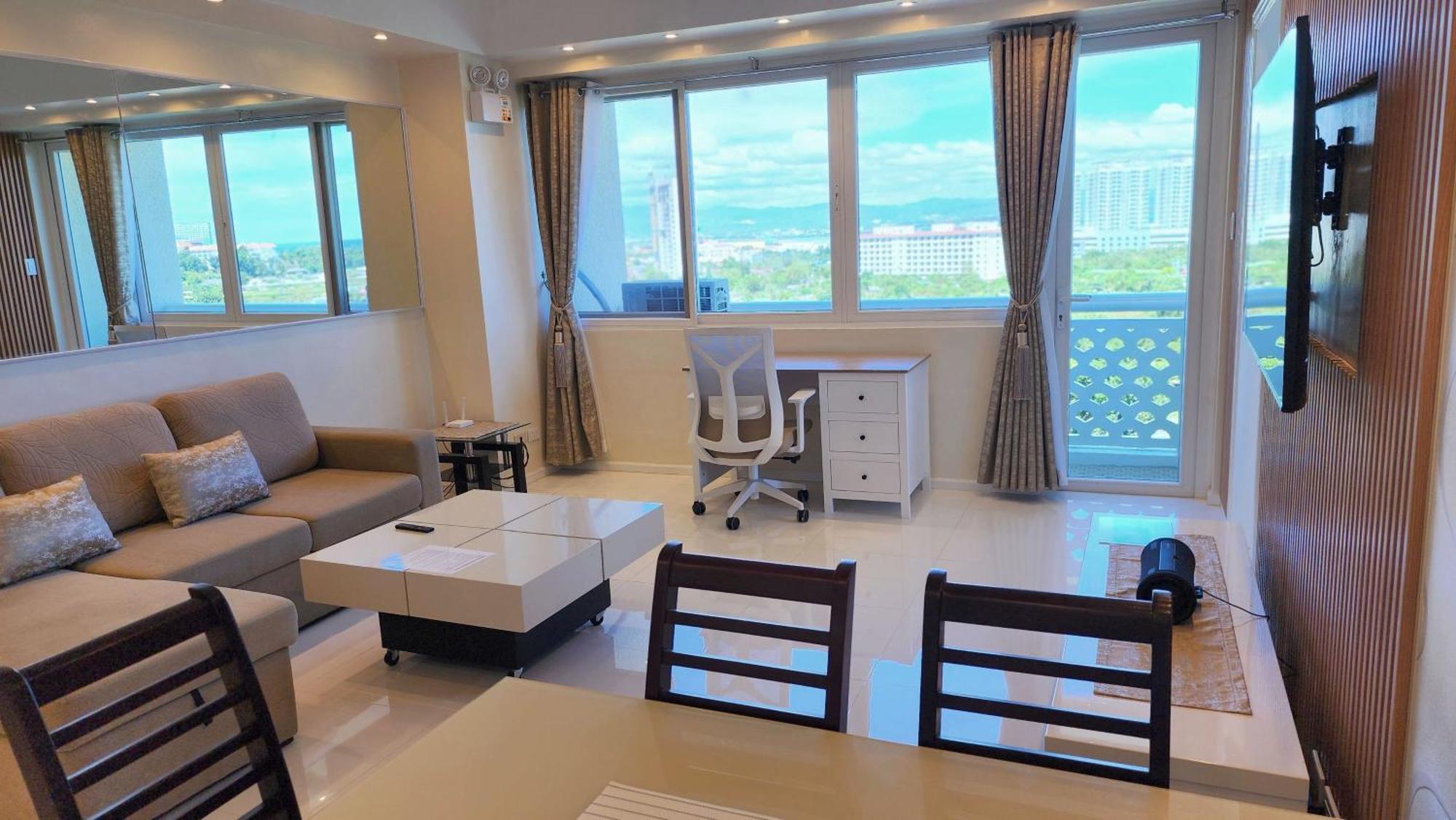 La Mirada Residences Lapu-Lapu City Exterior foto